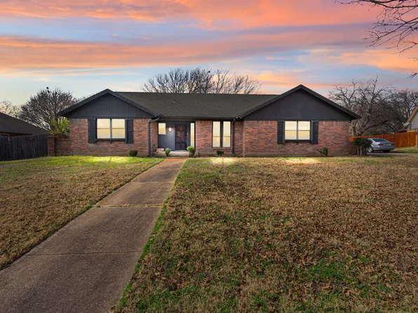 2509 Morrison Dr, Euless, TX 76039