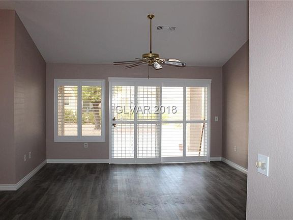 3rd image of 2541 Sungold Dr