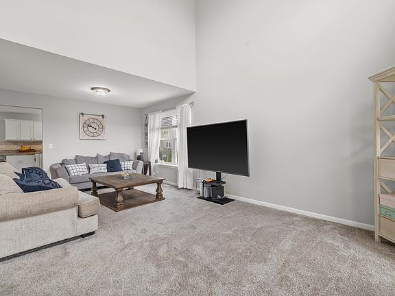 4th image of 954 Timber Lake Dr