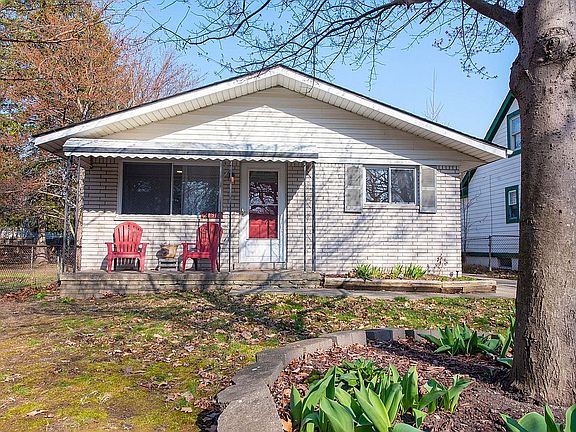 2nd image of 21316 Saint Francis St