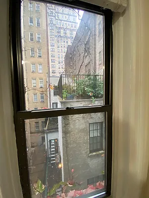 Rented by Manhattan Spaces | media 19