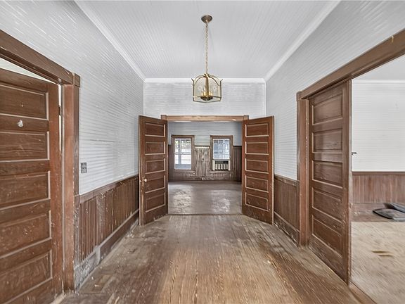 2nd image of 155 Nubbin Ridge Cir