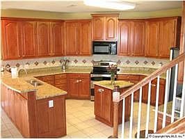 2nd image of 128 Vaughnwood Trce