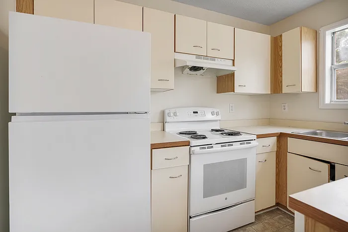 6716 Willowbrook Dr #7 — Photo 16
