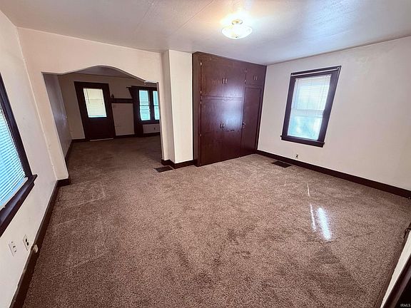 4th image of 1410 Morton St