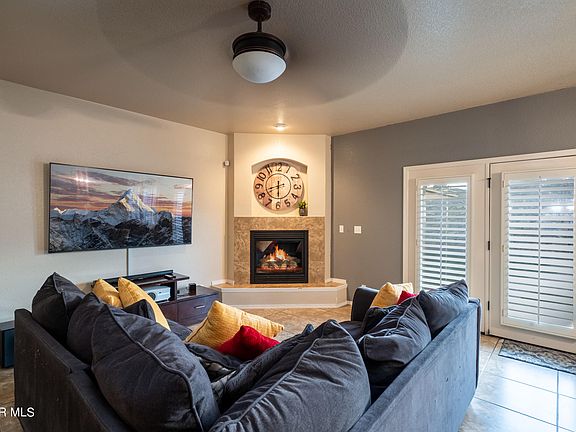 3rd image of 5617 Ireland Dr