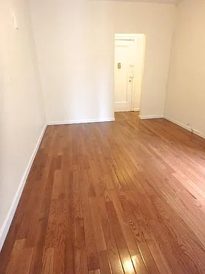 Rented by Level Group | media 10