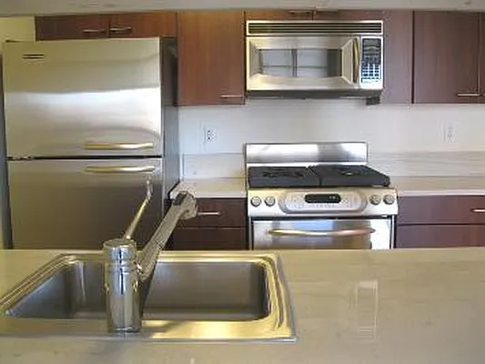 Rented by Corcoran | media 22