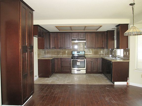 3rd image of 20824 E Rocky Point Ln