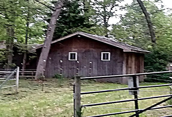 5th image of 8 Waynewood Dr