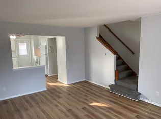 1820 Cardinal Dr, Waukesha, WI 53186