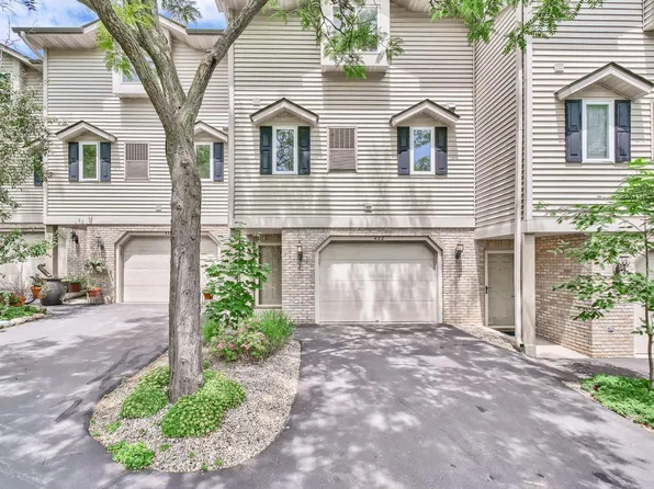 432 Meadowridge CIRCLE, Lake Mills, WI 53551
