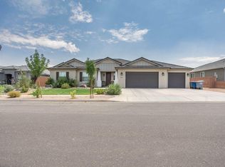 3267 S Bronco Dr, Washington, UT 84780