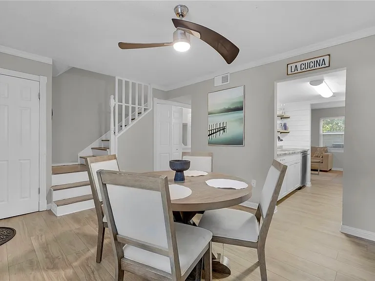400 William Hilton Pkwy #104 — Photo 2
