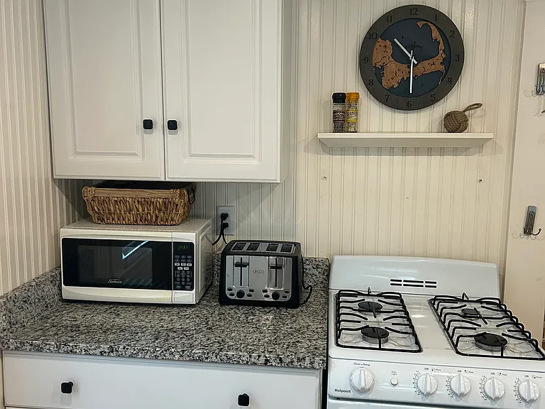 5 Beach Rd — Photo 10