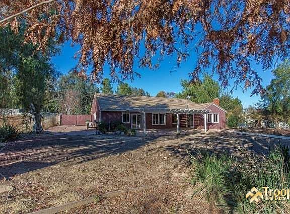 4th image of 1877 Sunnydale Ave