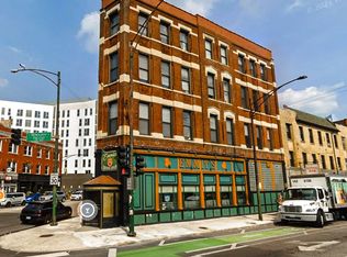 727-729 W Grand Ave #727-2R, Chicago, IL 60654