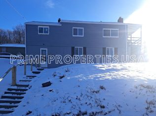 812 E Hill Dr, New Kensington, PA 15068