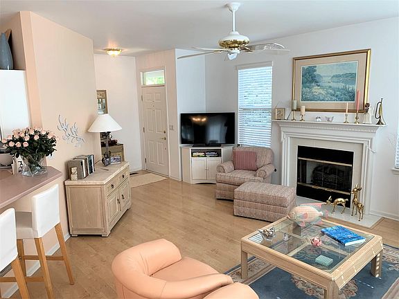 5th image of 16463 Buckner Pond Way