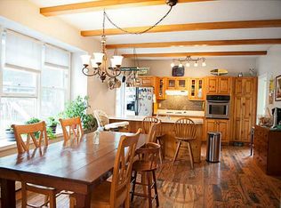 46 Burlingame Rd, West Warwick, RI 02893