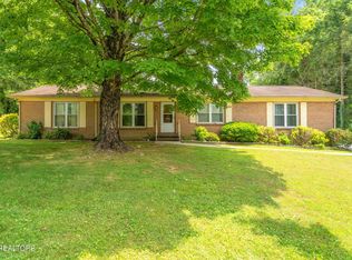 750 Hathburn Dr, Rockwood, TN 37854