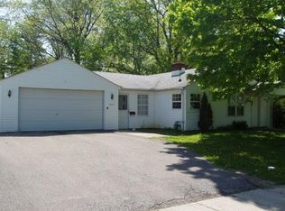 1015 Reeve Rd, Elyria, OH 44035