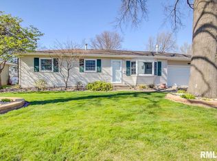613 40th Ave, East Moline, IL 61244