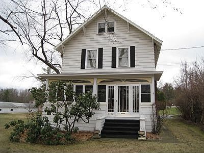 2nd image of 2334 Troy Schenectady Rd