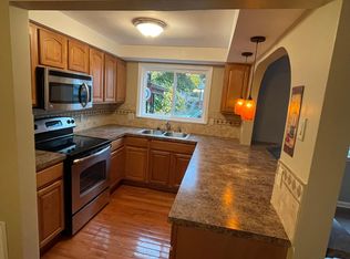 562 23rd St APT A, Niagara Falls, NY 14301