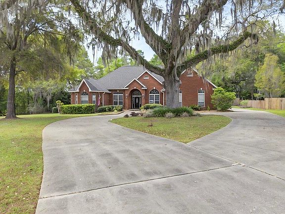2nd image of 1228 Greensward Dr