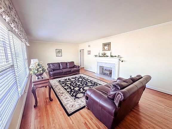 4th image of 1106 Mount Vernon Rd