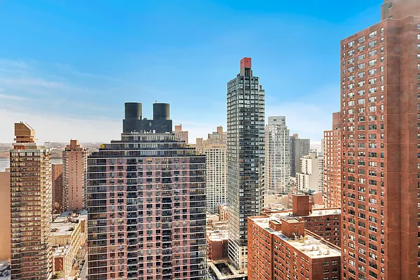 Sold by Douglas Elliman | media 2