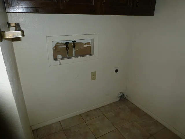 927 Minter Ln — Photo 13