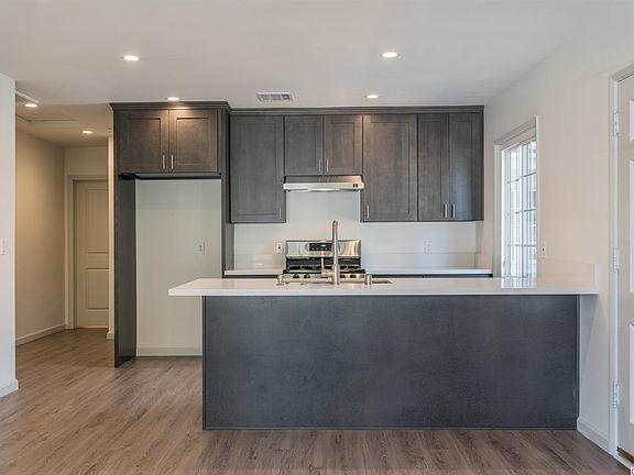 4th image of 3822 Legion Ln