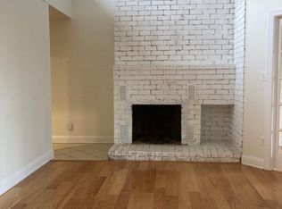 112 Turtle Creek Rd APT 11, Charlottesville, VA 22901