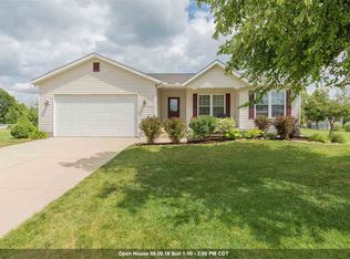 1715 Springbrook Ct, De Witt, IA 52742