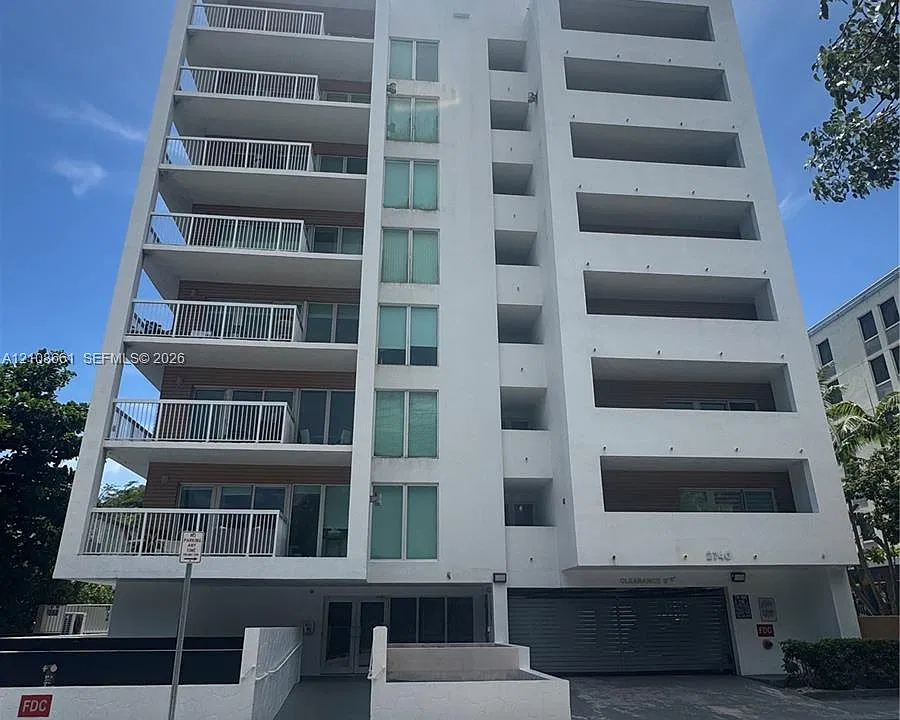 2740 SW 28th Ter #705
