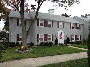 250O Mystic Ln, Monroe Twp, NJ 08831
