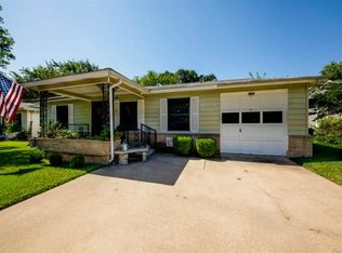 1202 Marshalldale Dr, Arlington, TX 76013