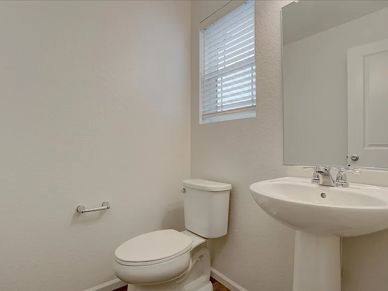 6171 N Malaya St — Photo 12