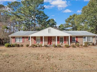 222 Rainier Dr, Fayetteville, NC 28314