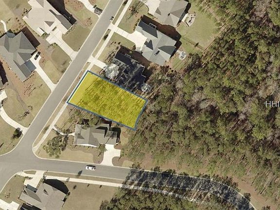 3rd image of 422 Lake Bluff Dr