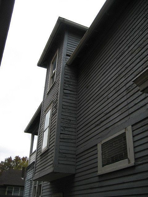2nd image of 12709 Phillips Ave