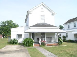 914 Rapids St, Roanoke Rapids, NC 27870