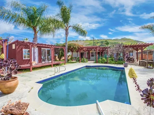 3350 Tropicana Dr, Oceanside, CA 92054