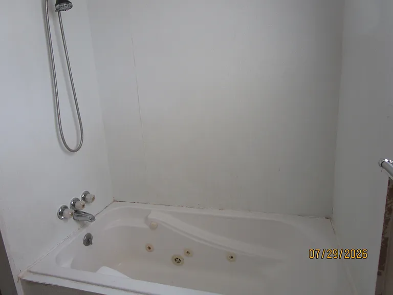 703 Stevenson St — Photo 9