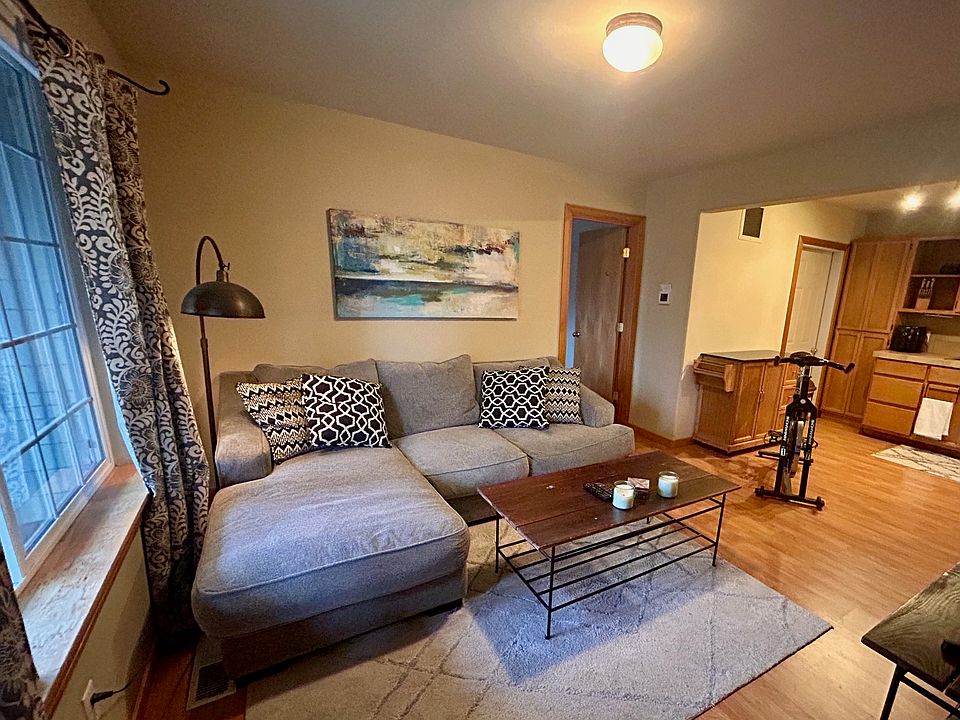 1st image of 2510 NW Monterey Pines Dr