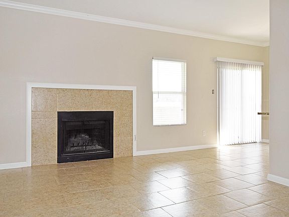 4th image of 12166 Metric Blvd APT 1016