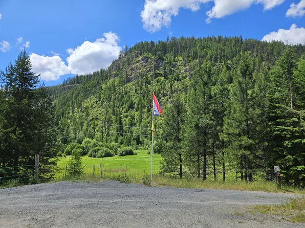 1107B Aladdin Rd, Colville, WA 99114