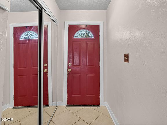 3rd image of 12668 Attrill Rd
